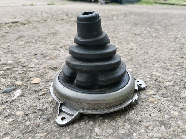 bontott HONDA JAZZ Váltószoknya