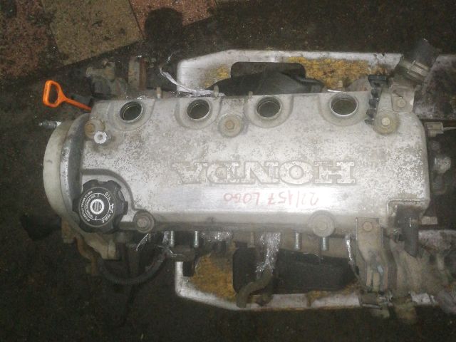 bontott HONDA LOGO Motor (Fűzött blokk hengerfejjel)