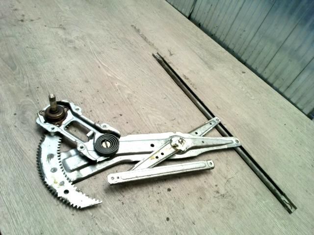 bontott HONDA LOGO Bal első Ablakemelő Szerkezet (Mechanikus)