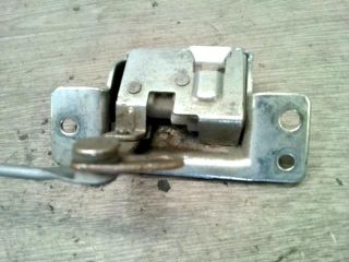 bontott HONDA LOGO Csomagtérajtó Zárszerkezet