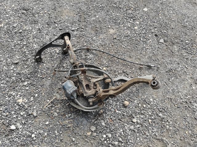 bontott HONDA PRELUDE Bal hátsó Csonkállvány Kerékaggyal