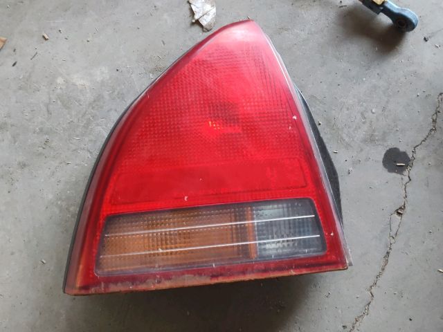 bontott HONDA PRELUDE Bal Hátsó Lámpa