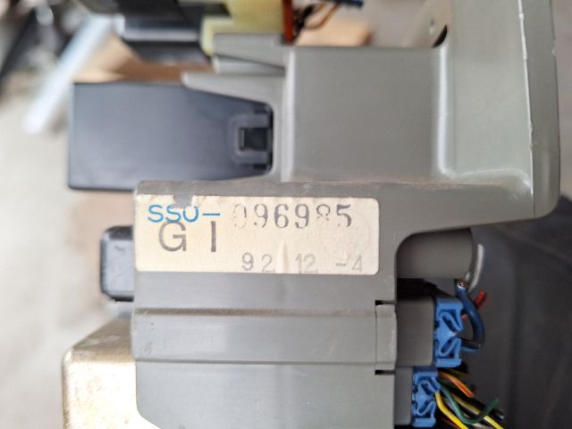 bontott HONDA PRELUDE Biztosítéktábla Utastér