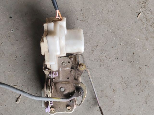 bontott HONDA PRELUDE Jobb első Ajtózár