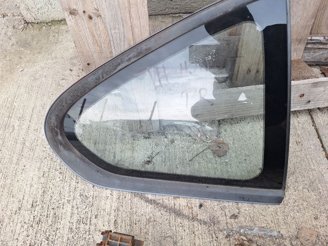 bontott HONDA PRELUDE Jobb hátsó Ablak