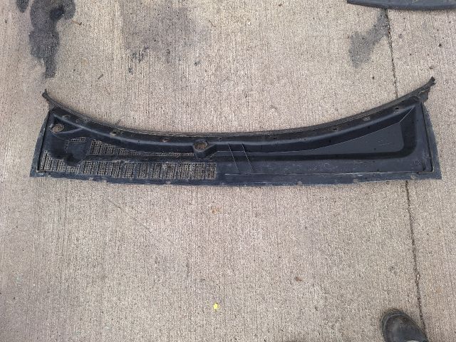 bontott HONDA PRELUDE Levélrács