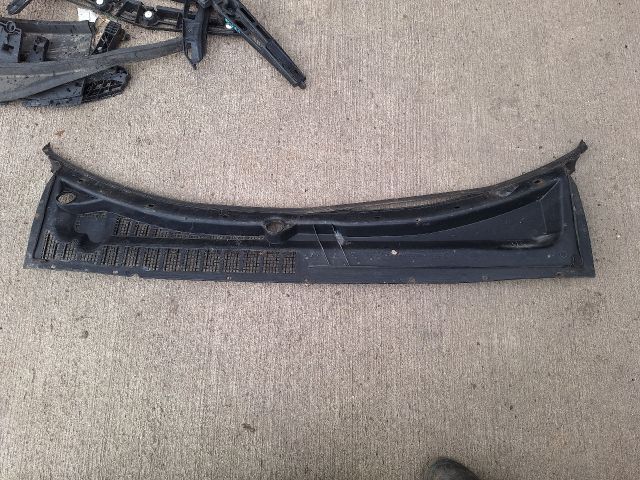 bontott HONDA PRELUDE Levélrács