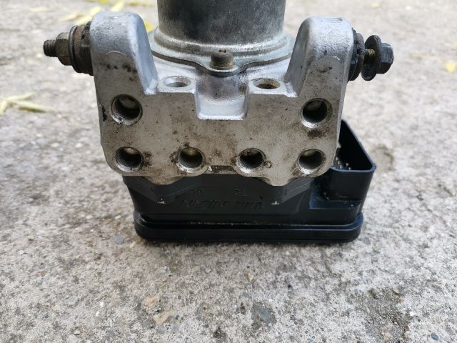 bontott HONDA STREAM ABS Kocka