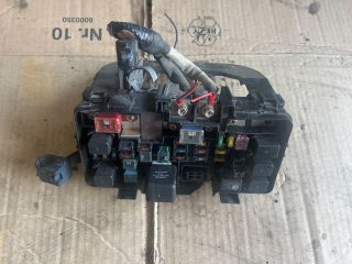 bontott HONDA STREAM Biztosítéktábla Motortér