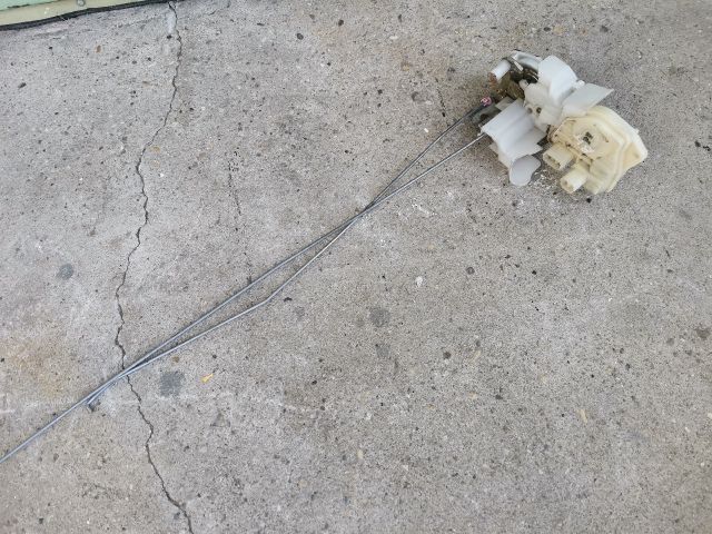 bontott HONDA STREAM Bal első Ajtózár