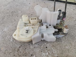 bontott HONDA STREAM Bal első Ajtózár