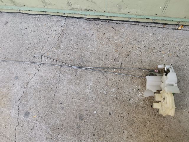 bontott HONDA STREAM Bal első Ajtózár