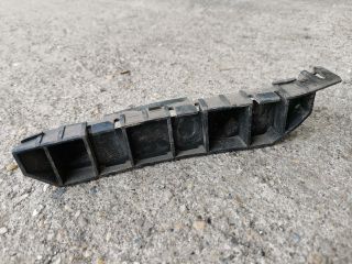 bontott HONDA STREAM Bal első Lökhárító Tartó (Műanyag)