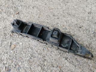 bontott HONDA STREAM Bal első Lökhárító Tartó (Műanyag)