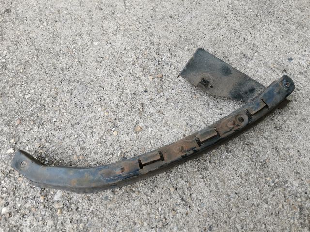 bontott HONDA STREAM Bal Fényszóró Tartó