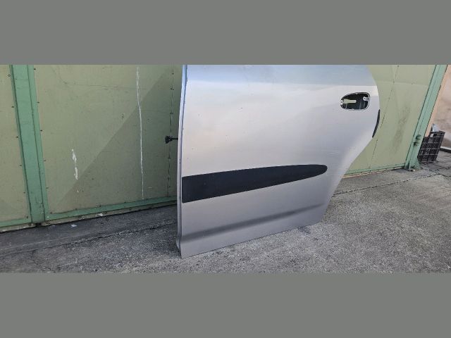 bontott HONDA STREAM Bal hátsó Ajtó (Üres lemez)