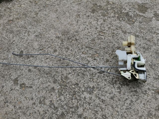 bontott HONDA STREAM Bal hátsó Ajtózár