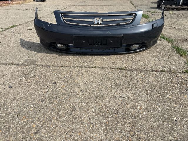 bontott HONDA STREAM Első Lökhárító (Részeivel)