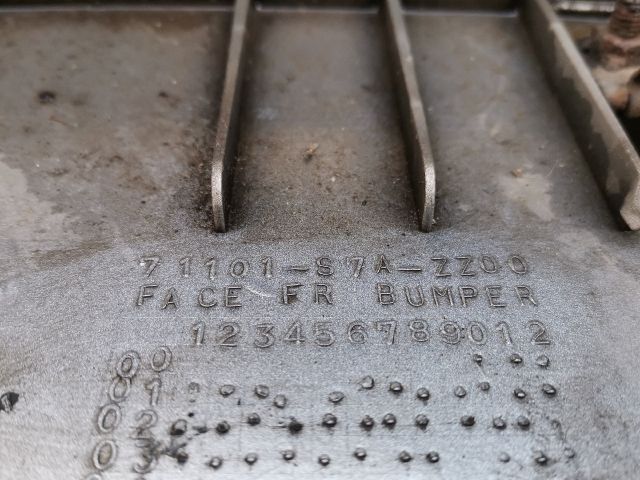 bontott HONDA STREAM Első Lökhárító (Üresen)