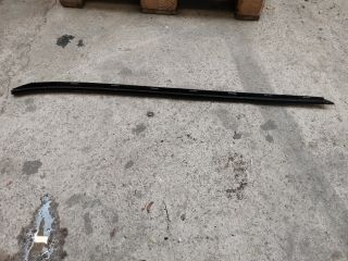 bontott HONDA STREAM Első Szélvédő Bal Díszléc