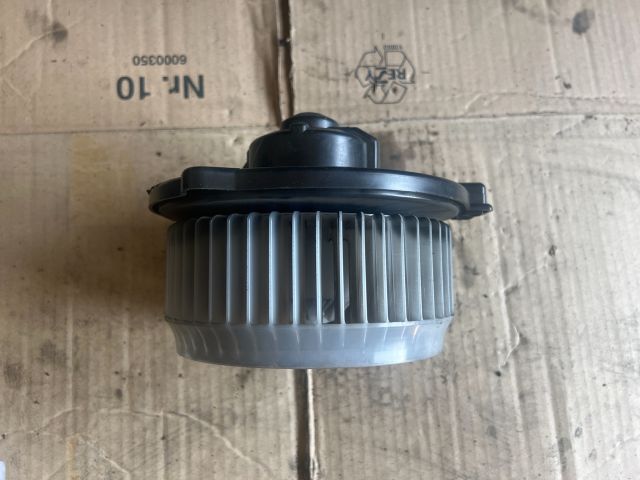 bontott HONDA STREAM Fűtőmotor (Nem klímás)