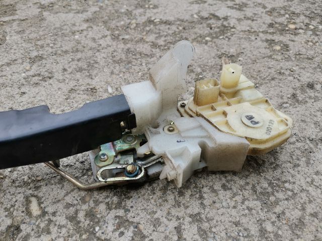 bontott HONDA STREAM Jobb első Ajtózár