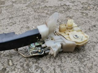 bontott HONDA STREAM Jobb első Ajtózár