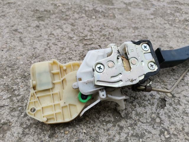 bontott HONDA STREAM Jobb első Ajtózár