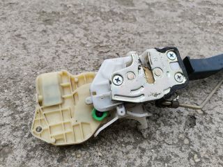 bontott HONDA STREAM Jobb első Ajtózár