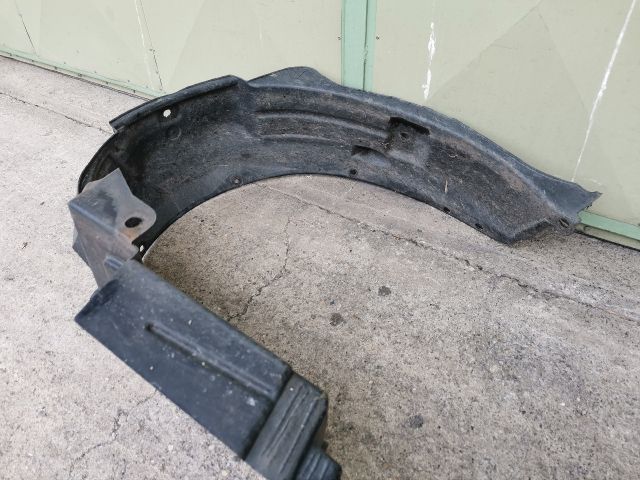 bontott HONDA STREAM Jobb első Dobbetét (Kerékjárati, Műanyag)