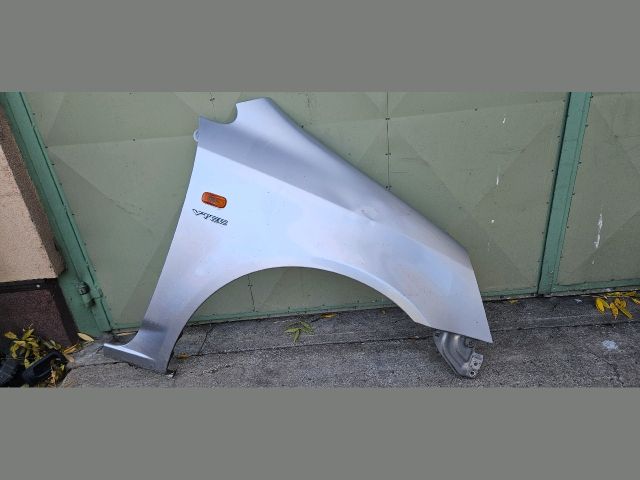 bontott HONDA STREAM Jobb első Sárvédő