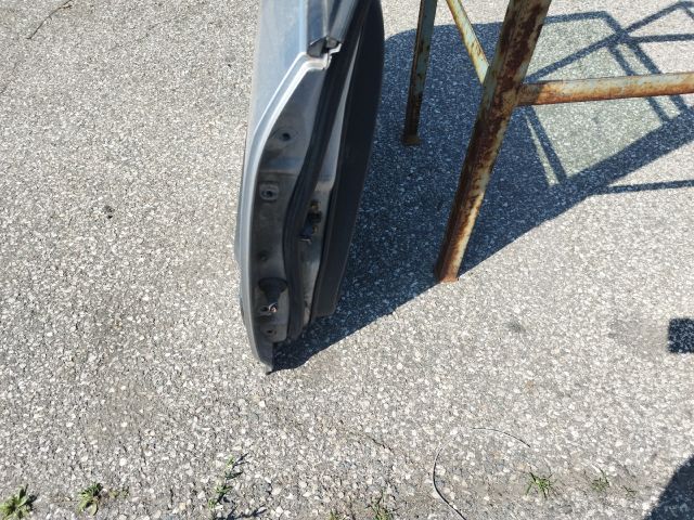 bontott HONDA STREAM Jobb hátsó Ajtó (Részeivel)