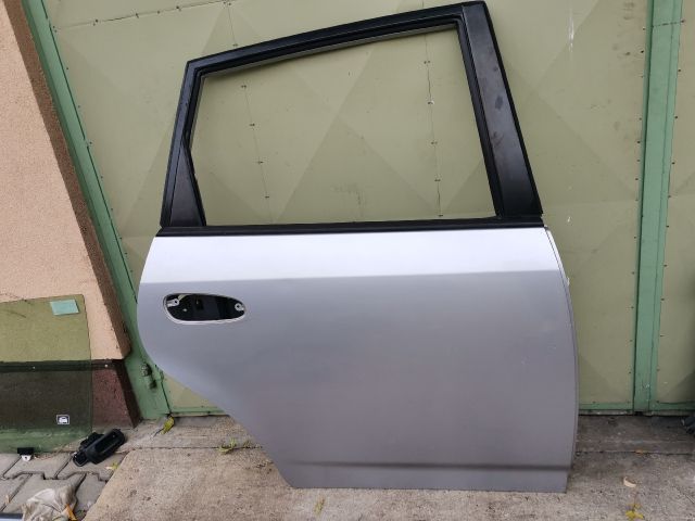 bontott HONDA STREAM Jobb hátsó Ajtó (Üres lemez)