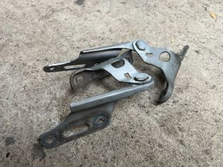 bontott HONDA STREAM Motorháztető Zsanér Pár