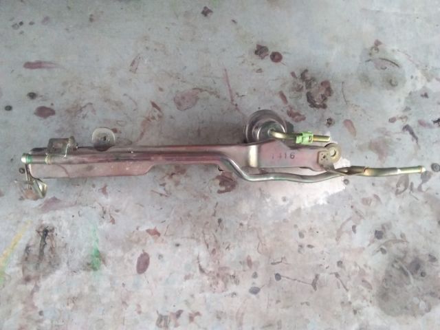 bontott HONDA STREAM Porlasztó Sor / Híd