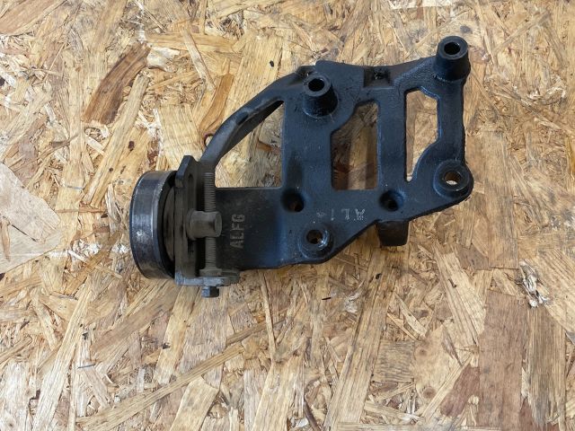 bontott HYUNDAI ACCENT Szíjfeszítő Görgő