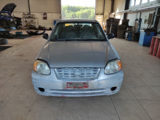 bontott HYUNDAI ACCENT Biztosítéktábla Motortér