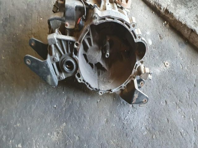 bontott HYUNDAI ACCENT Váltó (Mechanikus)