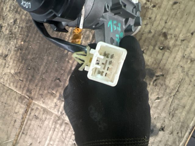 bontott HYUNDAI ACCENT Gyújtáskapcsoló