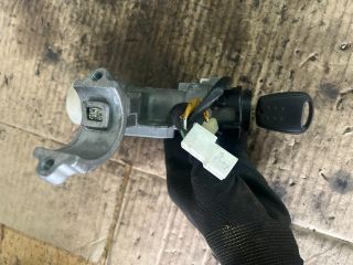 bontott HYUNDAI ACCENT Gyújtáskapcsoló
