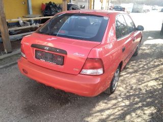 bontott HYUNDAI ACCENT Jobb első Gólyaláb (Lengécsillapító, Rugó)