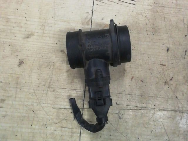 bontott HYUNDAI ACCENT Légtömegmérő