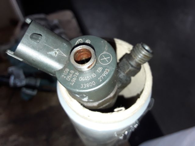 bontott HYUNDAI ACCENT Porlasztó (1 db)