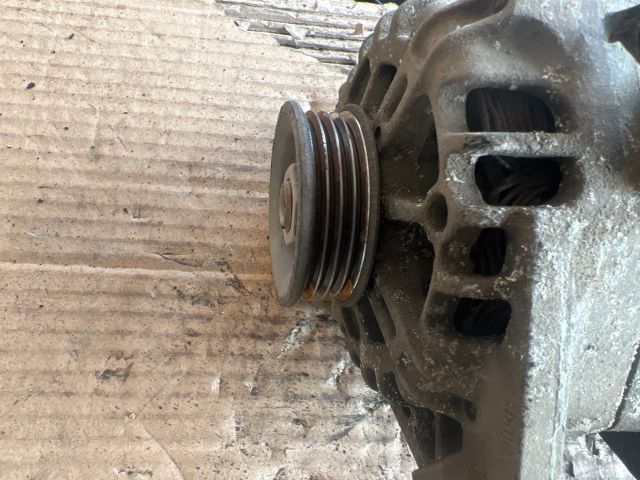 bontott HYUNDAI ACCENT Generátor