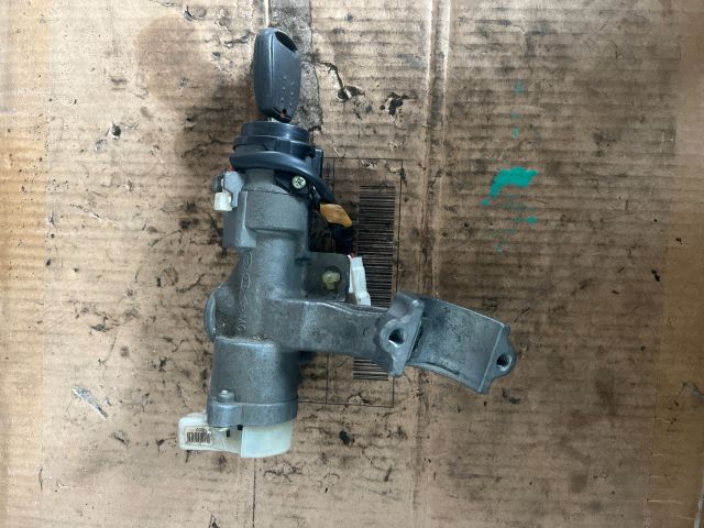 bontott HYUNDAI ACCENT Gyújtáskapcsoló