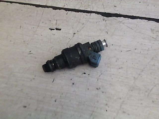 bontott HYUNDAI ACCENT Porlasztó (1 db)