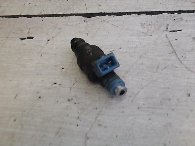 bontott HYUNDAI ACCENT Porlasztó (1 db)