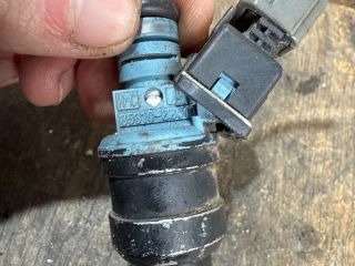 bontott HYUNDAI ACCENT Porlasztó (1 db)