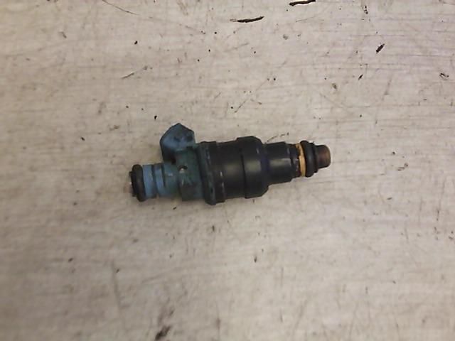 bontott HYUNDAI ACCENT Porlasztó (1 db)