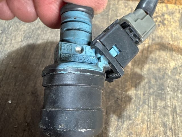 bontott HYUNDAI ACCENT Porlasztó (1 db)